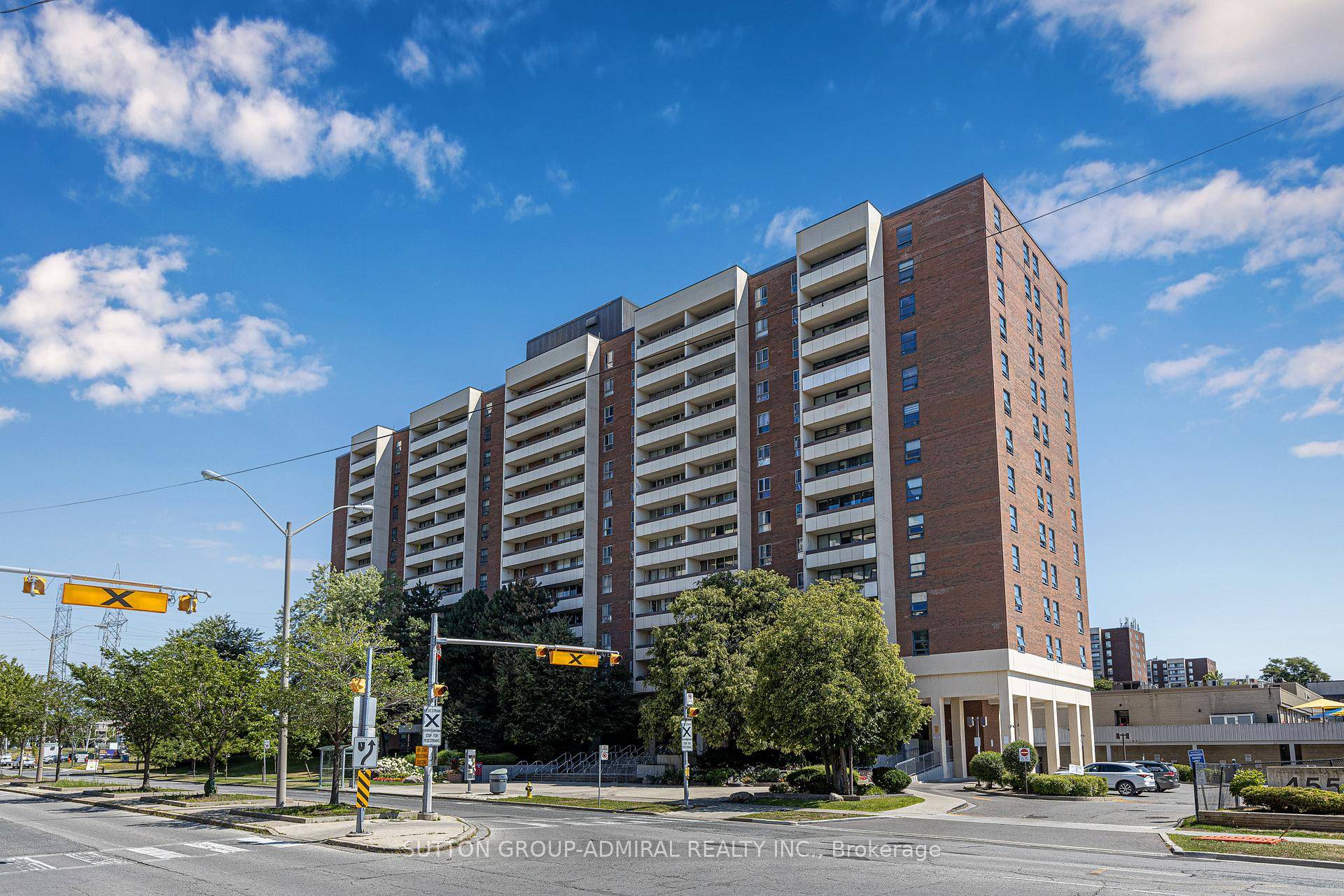 Golden opportunity for investors and first time buyers !