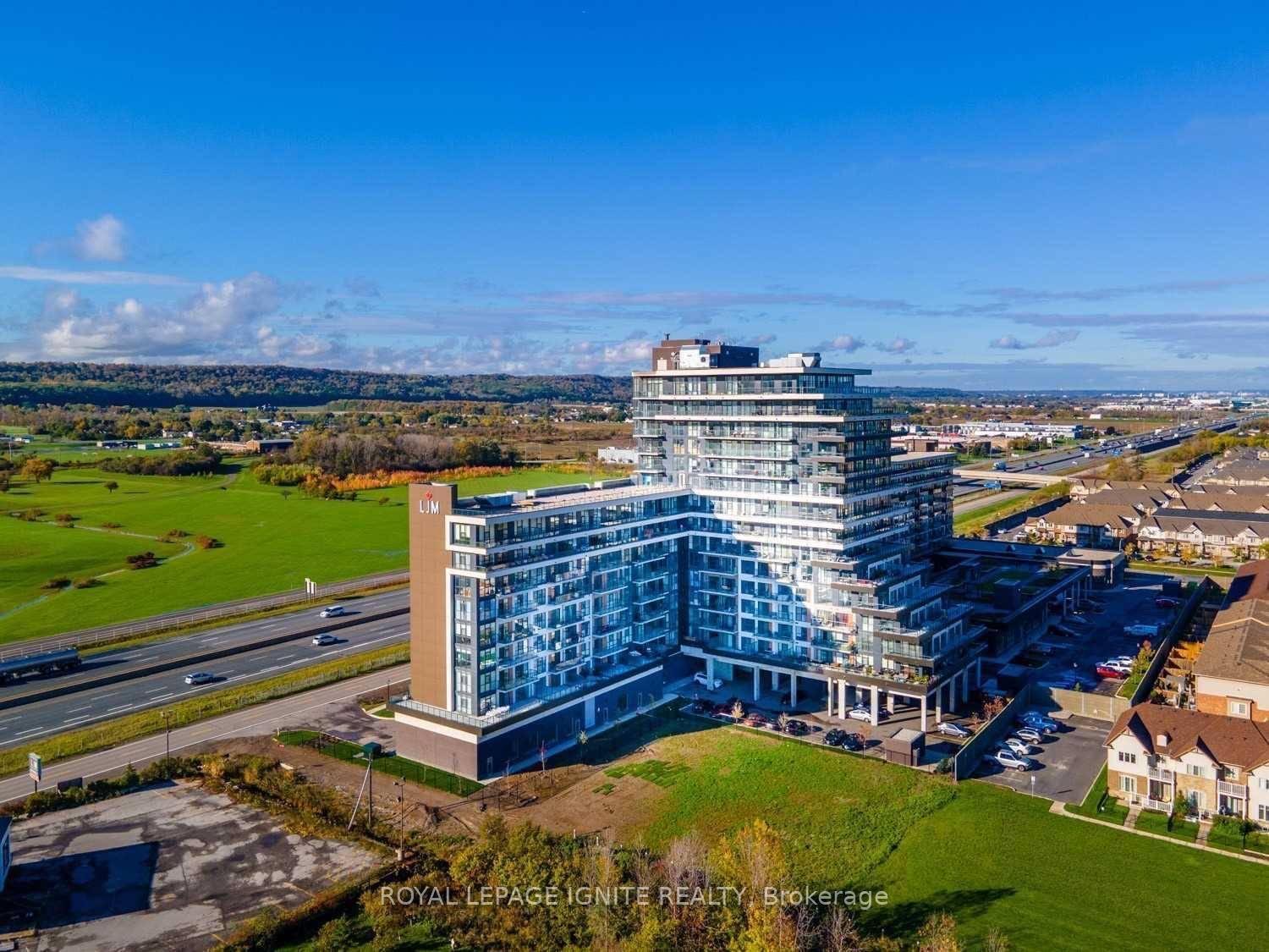 Welcome To Premium Lakefront Community !