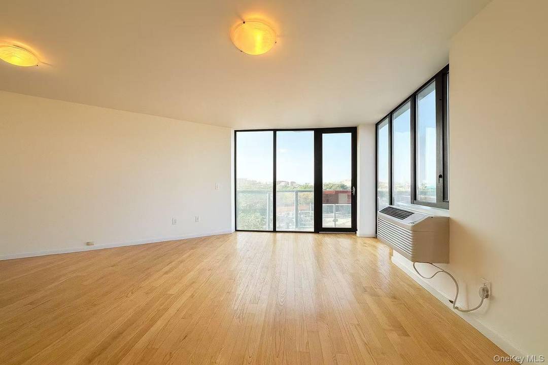 Enter this well kept condo in Woodhaven Towers, a sought after 7 story building constructed in 2007 with 74 units, elevator service, in unit washer dryer, and optional on site ...