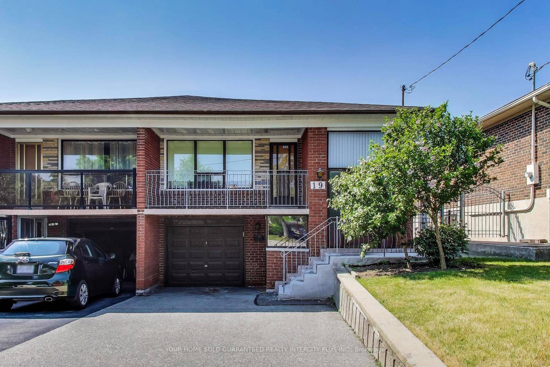 Well Maintained Family Home with Income Potential in Black Creek !