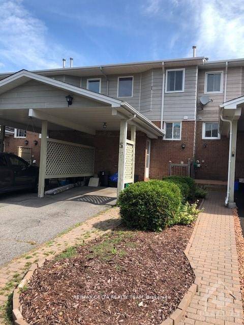 Great location in desirable Hunt Club Park area, close to all amenities, minutes to public transit, parks, schools.