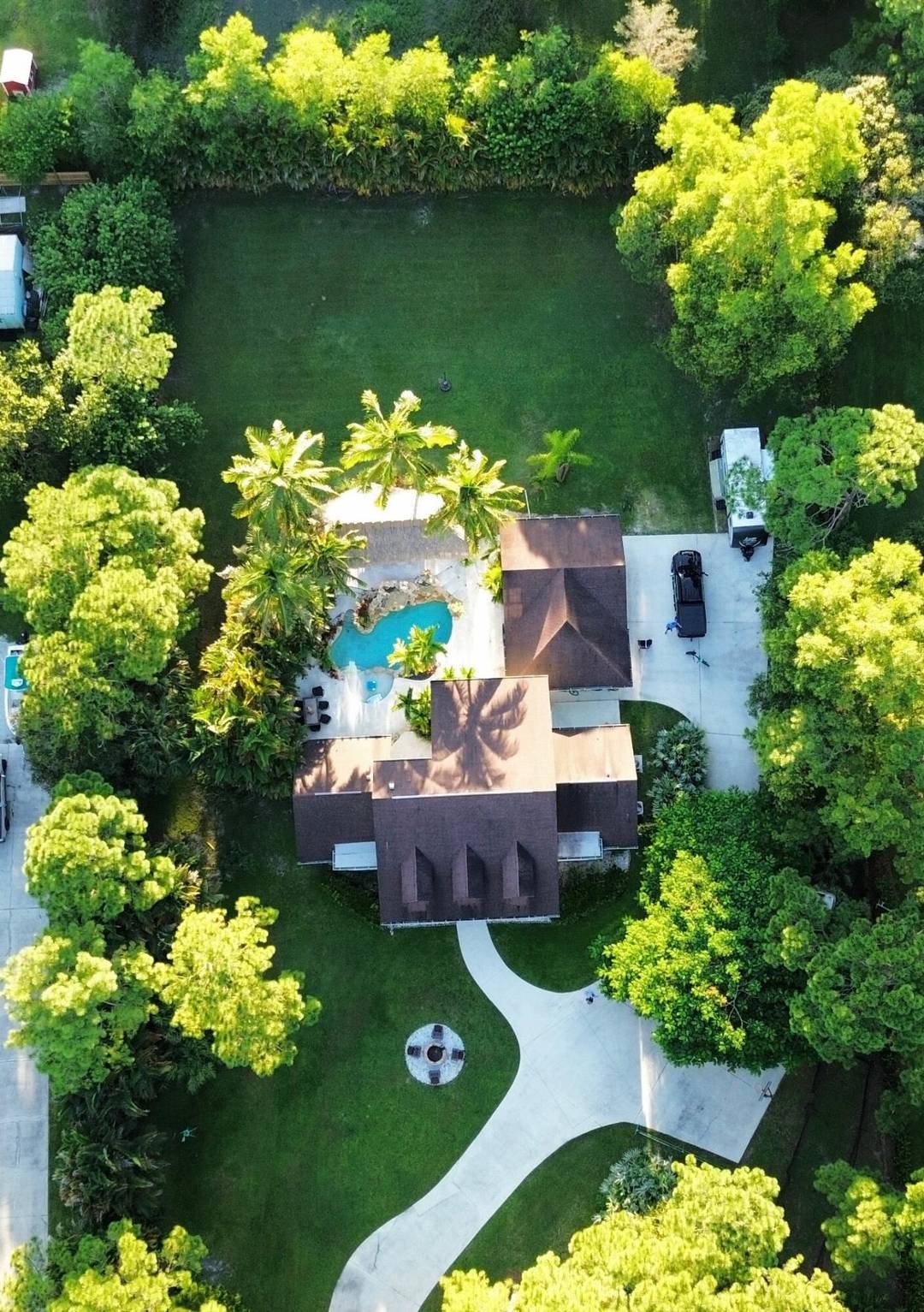 Exquisite Jupiter Farms Estate !