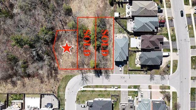 A rare and remarkable opportunity to construct a custom home on a fully serviced lot in one of the most coveted neighbourhoods in Richmond Hill, the Lake Wilcox enclave.