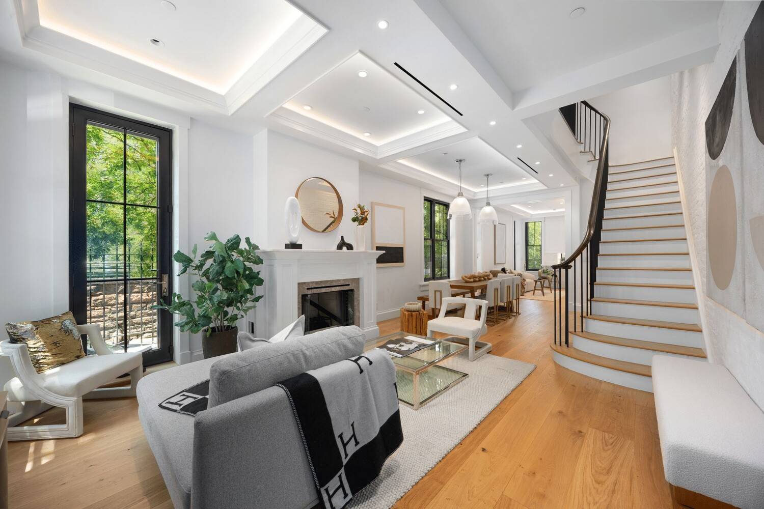 This newly completed five story single family residence is a true classic, offering over 4, 843 square feet of exquisitely finished living space blending timeless elegance with modern design.