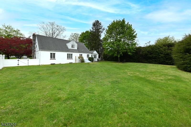 Come see this expanded Cape Cod style home on a wonderful street in Pompton Lakes !