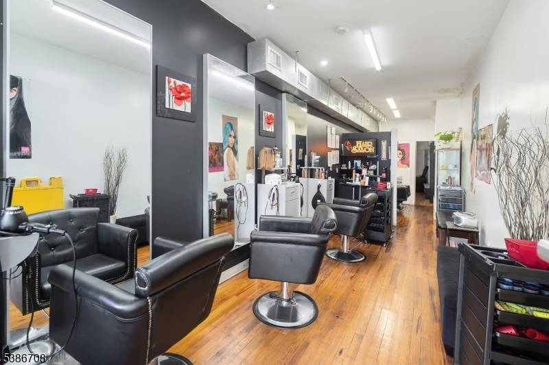 Discover a fantastic income producing opportunity in Englewood !