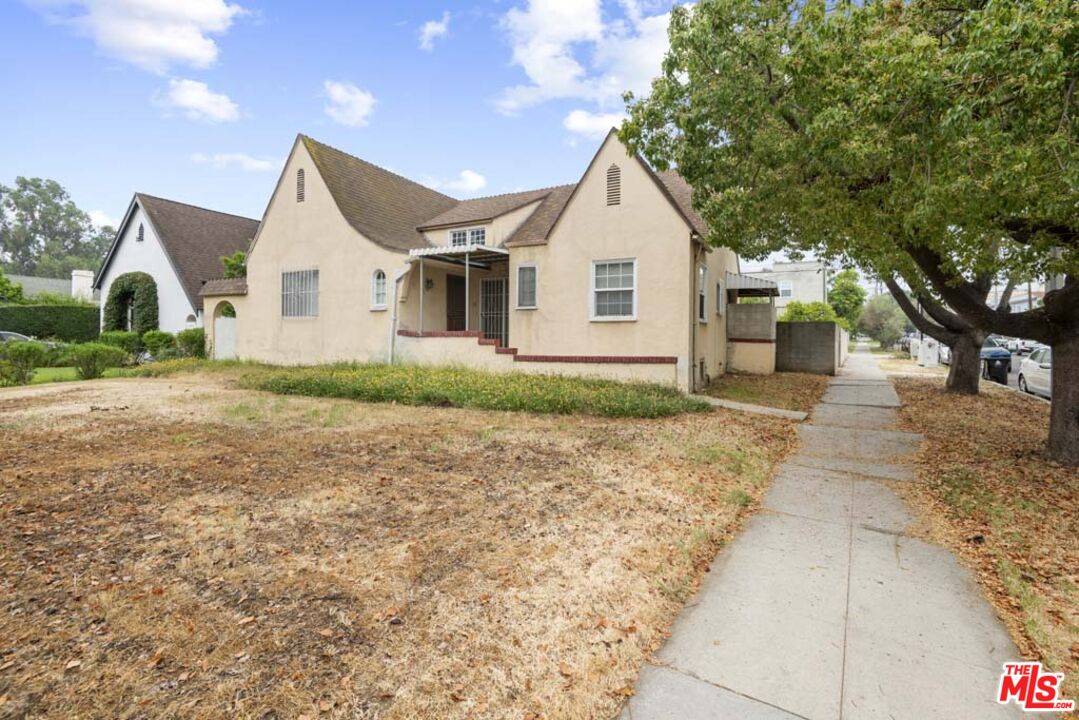 1601 S Shenandoah St 2BR Beverlywood La