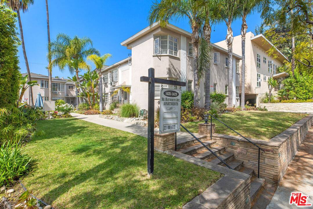 1425  N Hayworth Ave 15BR Hollywood Hills East La