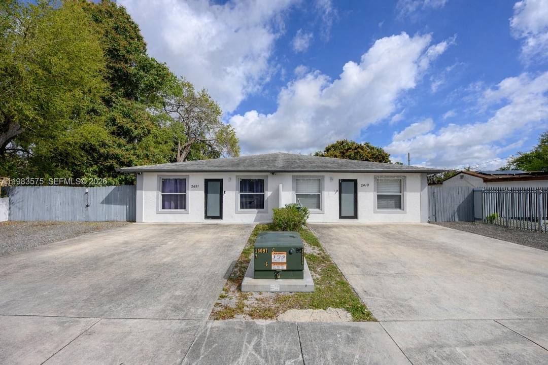 Investor opportunity ! Well located duplex built in 2020 offering strong income potential and excellent accessibility to major highways.