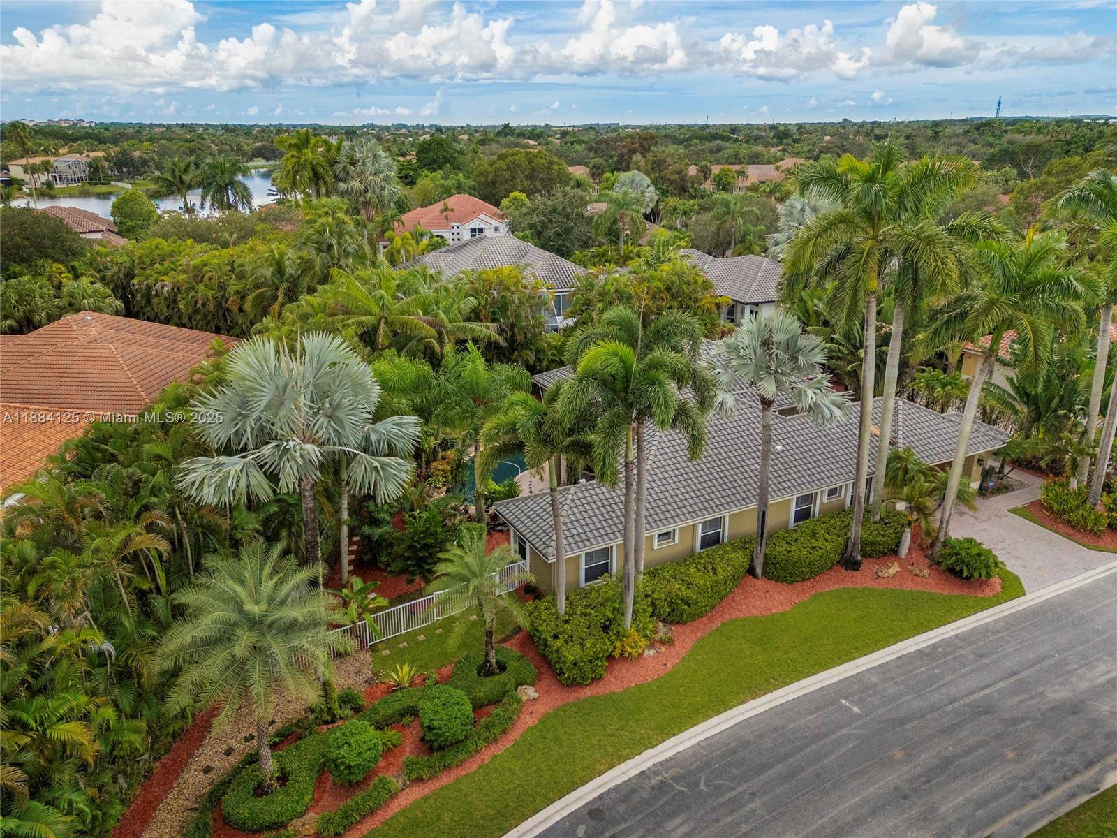 Escape to your own private paradise !