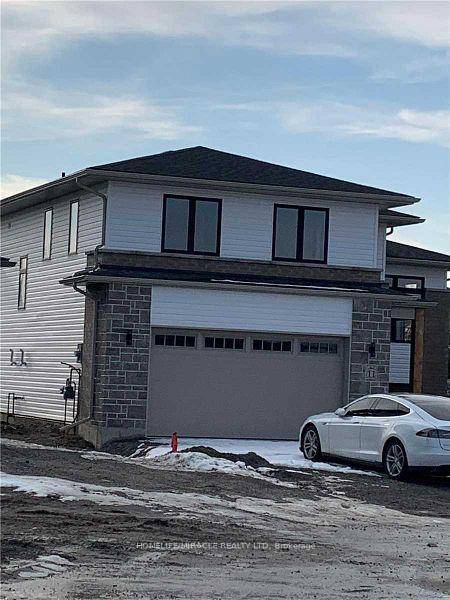 Newly Built detatch two story Loft bunglow 3 2 Total 5 Bedroom 4 Washroom.