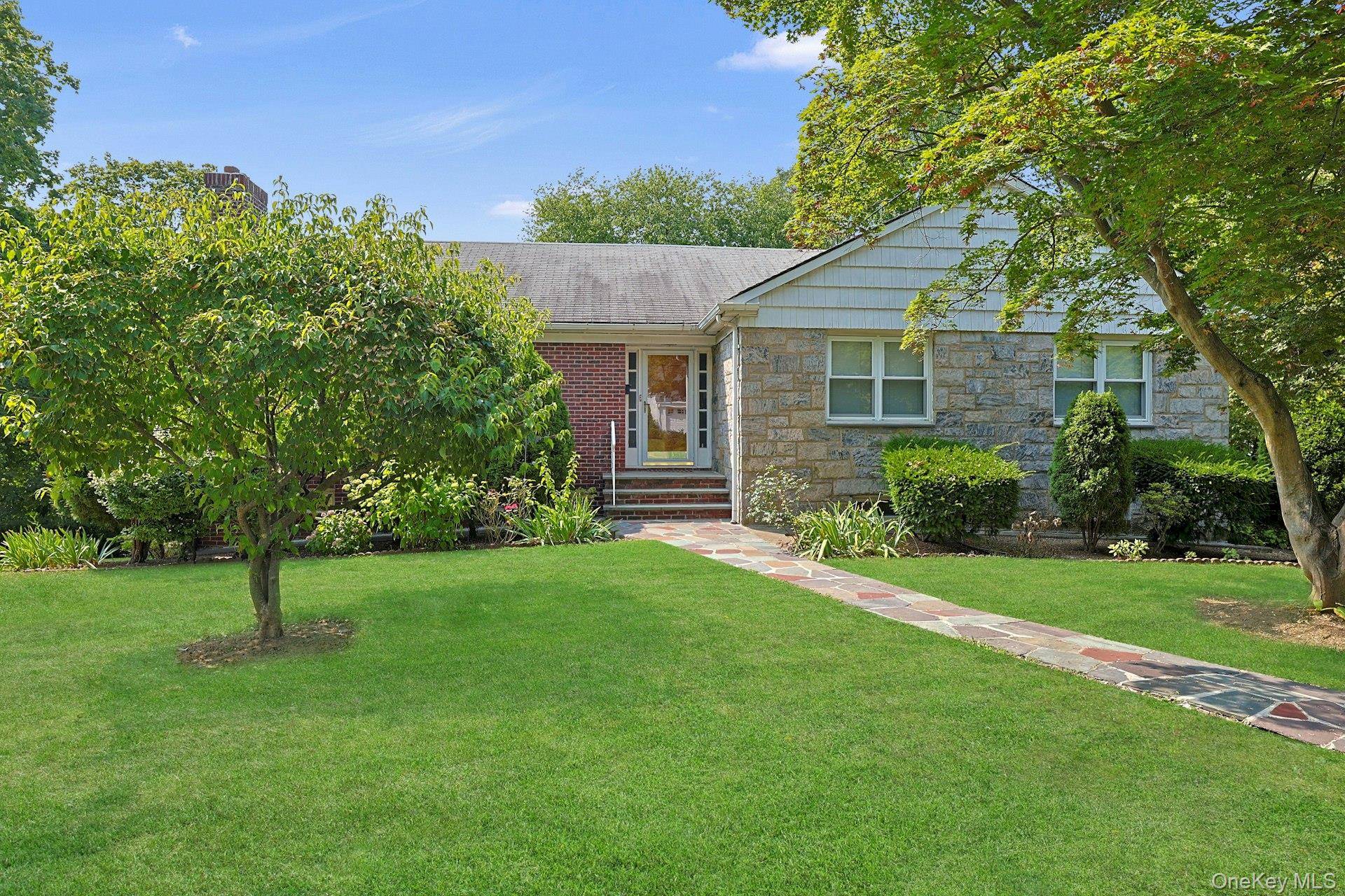 Charming Brick Ranch in Colonial Heights First Time on the Market in Over 30 Years !