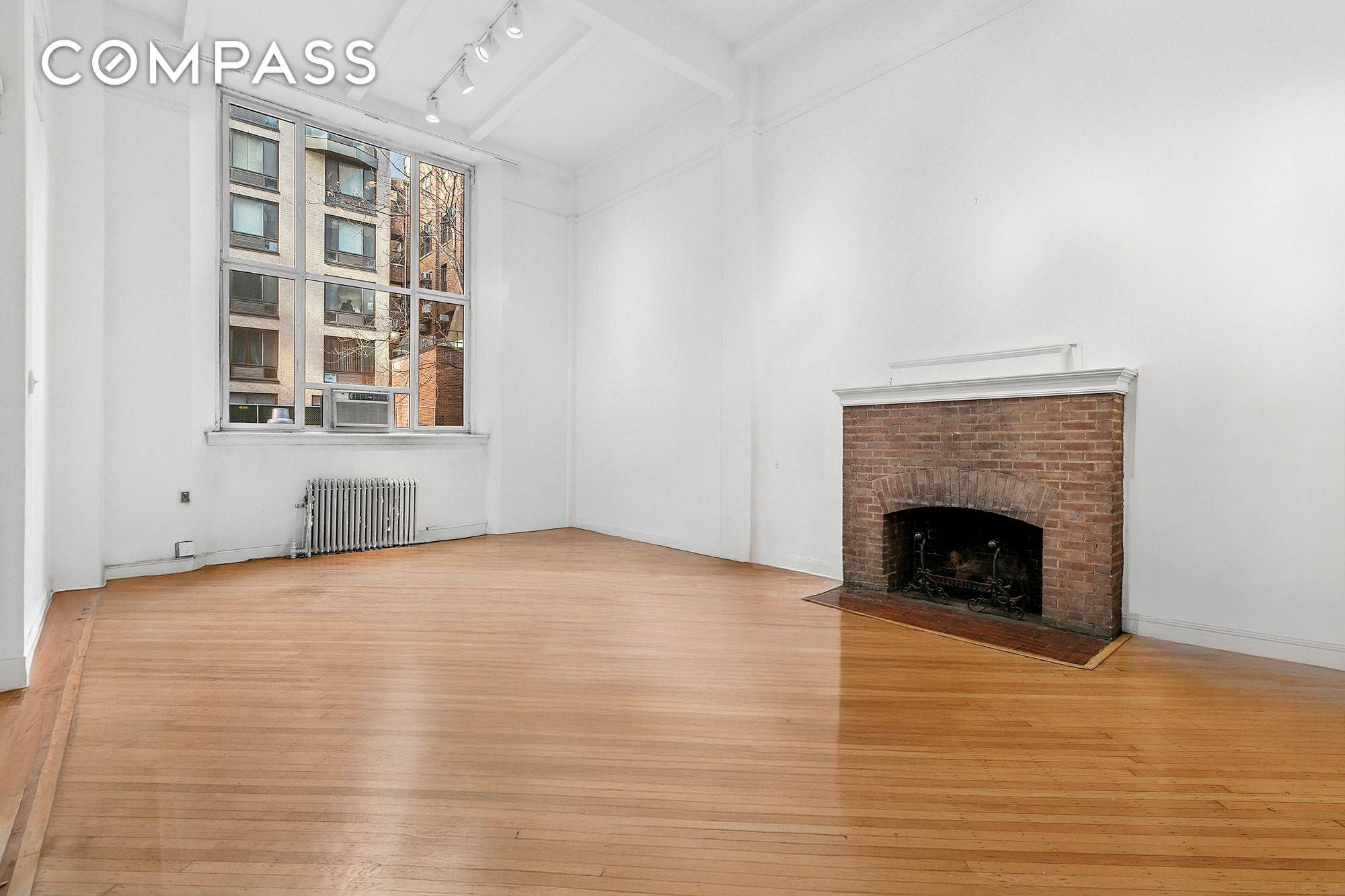 Iconic Artists Duplex at The Atelier 3BR, Double Height Ceilings ALL PHOTOS HAVE BEEN VIRTUALLY STAGED.