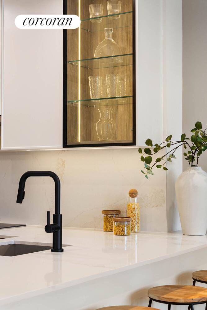 Roma Condominium Luxury New Boutique Condominium in Prime Astoria 25 23 Newtown Avenue Astoria, Queens Welcome to Roma Condominium, a striking new boutique residence in the heart of sought after ...