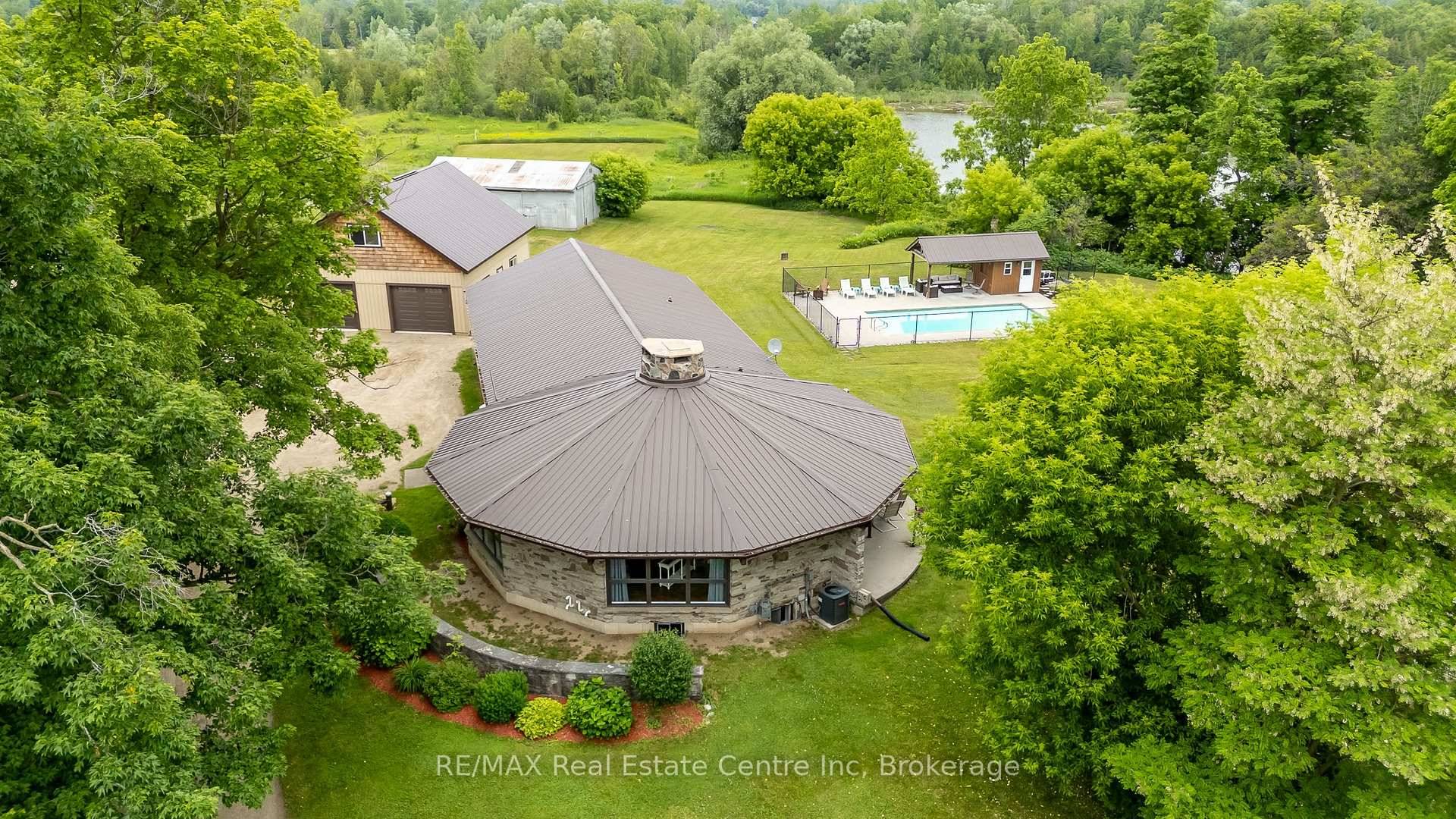 Discover the perfect blend of comfort, space, and functionality in this stunning 5 bedroom, 3.
