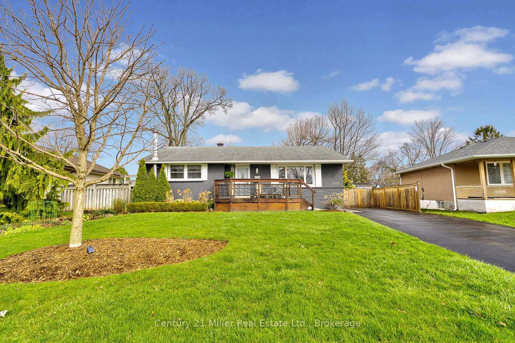 Renovated Brick Bungalow in Prime Southeast Burlington, Steps to the Lake !