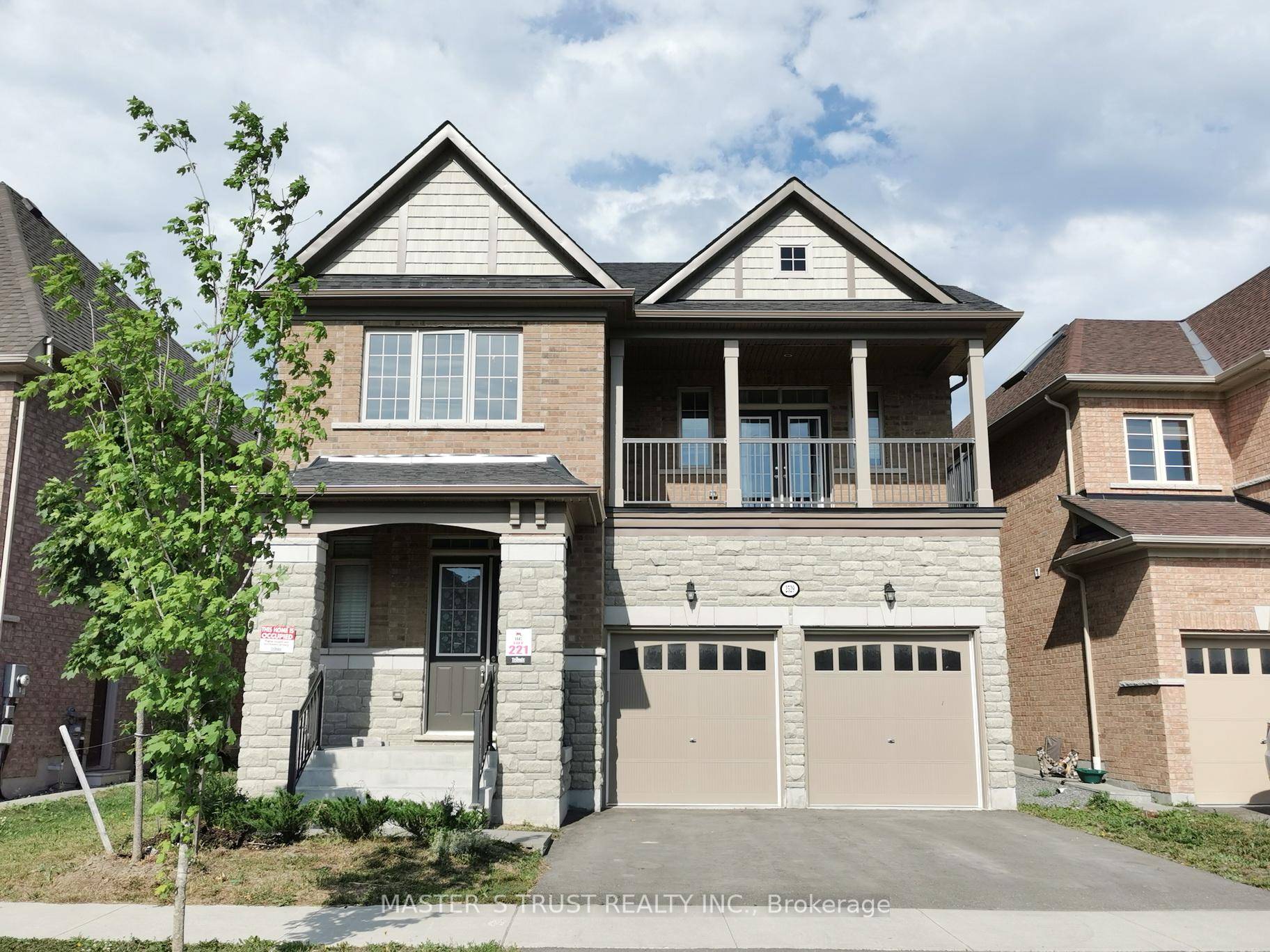 Tribute Executive Home Over 3000 Sq.