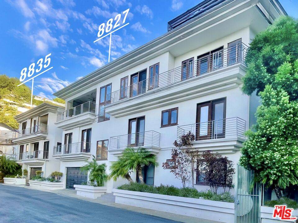 8827   Evanview Dr 6BR Sunset Strip La