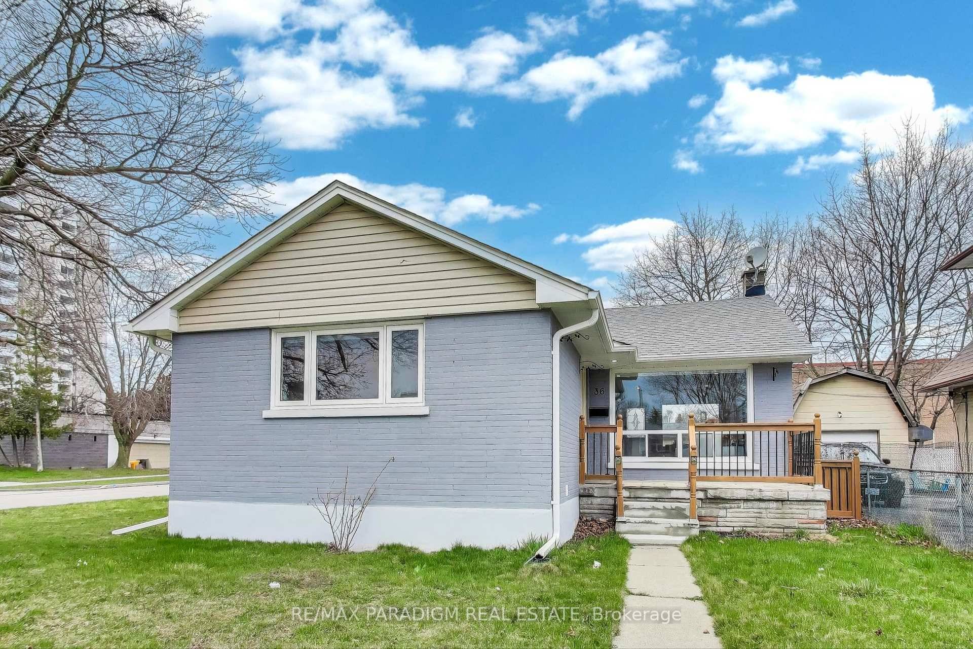 Exquisitely Renovated Detached 3 Bed 2 Bath Upper Level High End Finishes Prime Location.