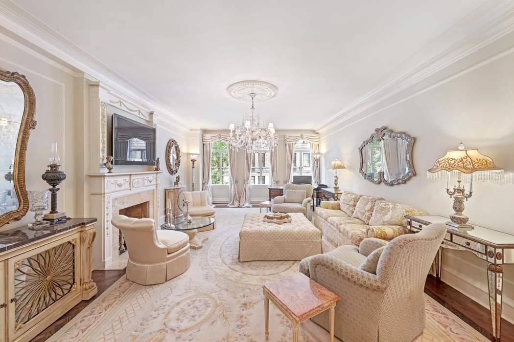 The Beresford Apartment FLR 3 H 211 Central Park West, New York, NY Welcome to The Beresford, one of Central Park West s most celebrated architectural masterpieces.