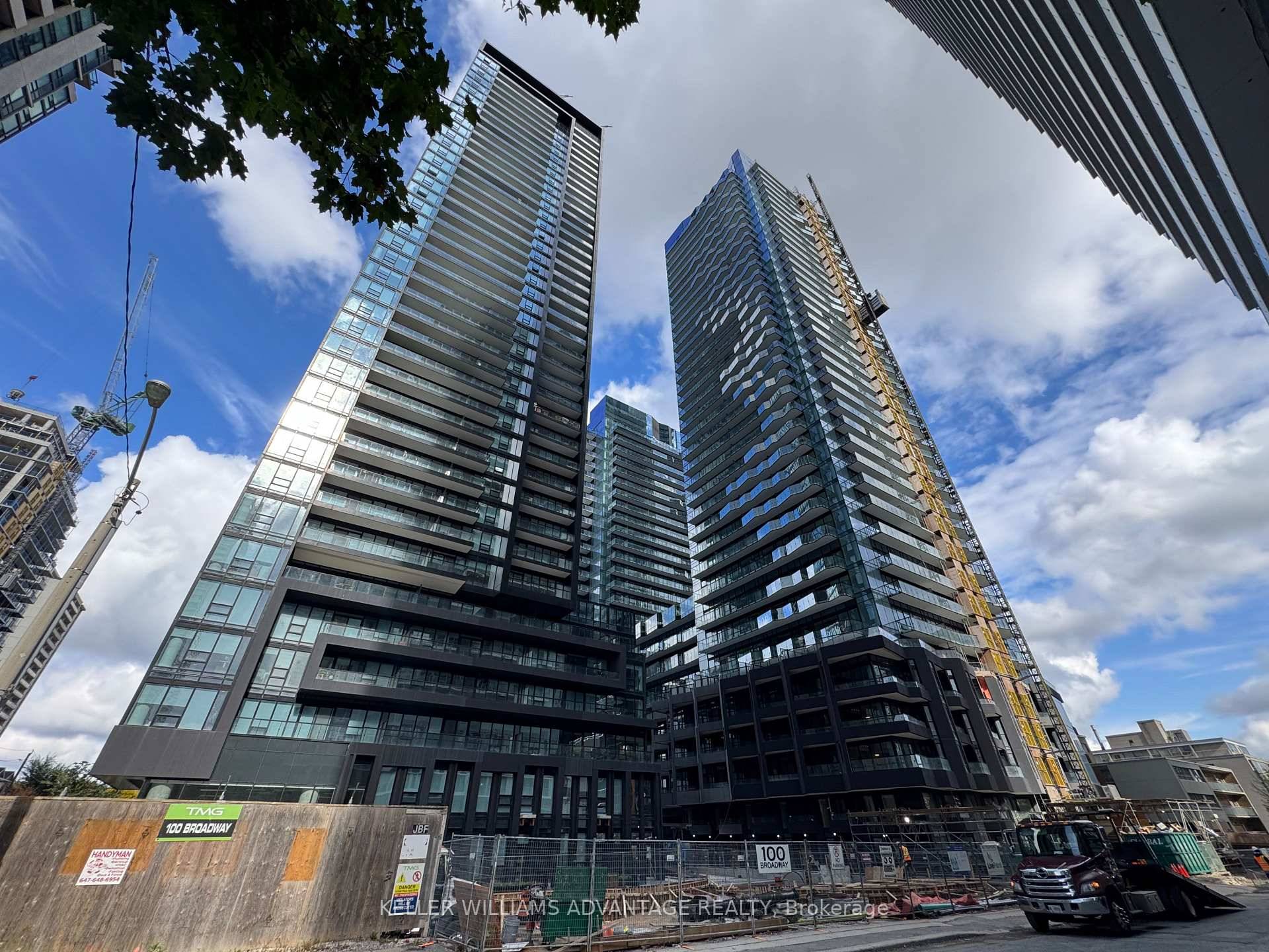 UNTITLED Luxury at Yonge amp ; Eg !