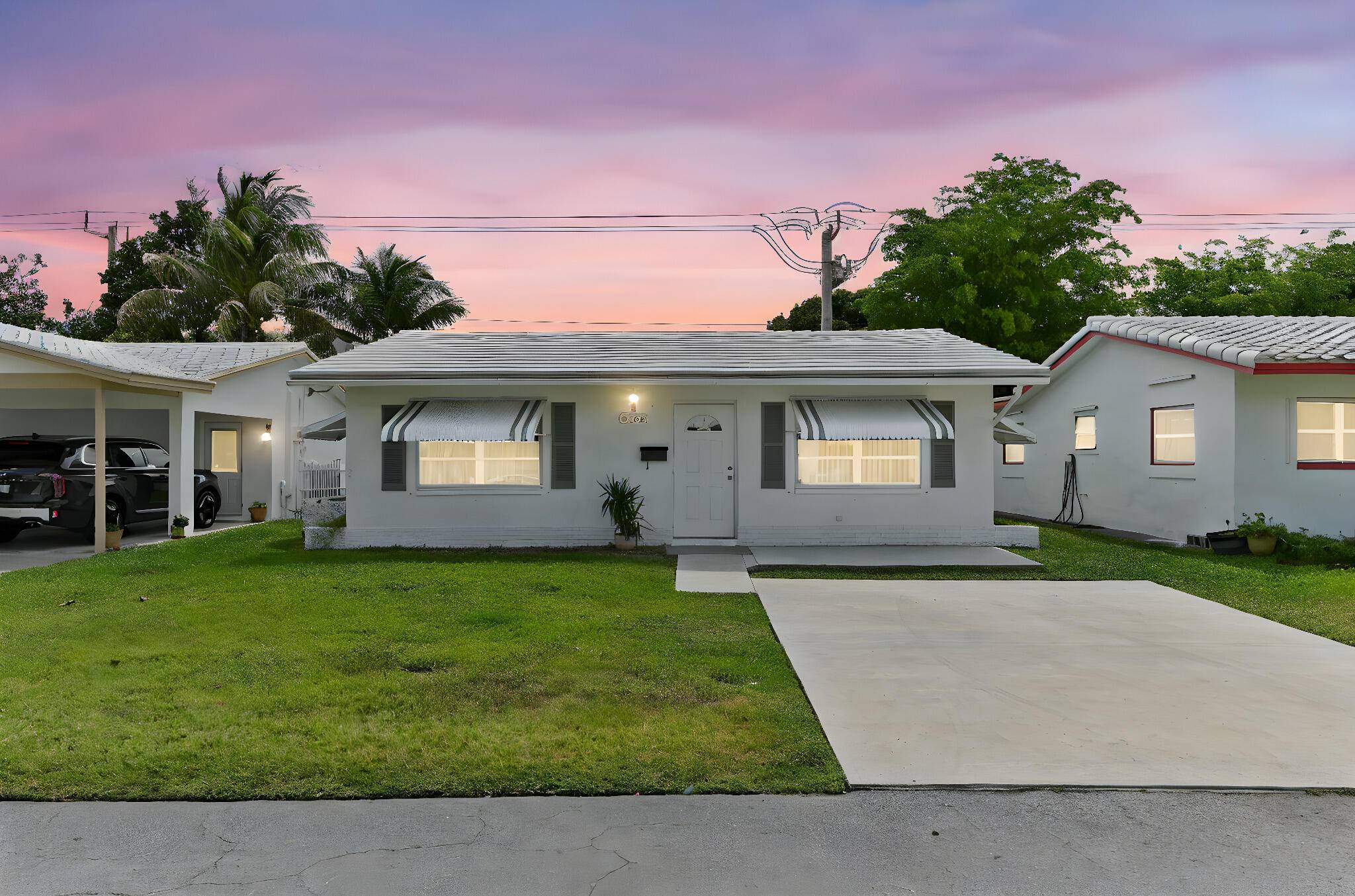 Welcome to this charming 1 story home located in the highly desirable Mainlands of Tamarac Lake, a vibrant 55 community.