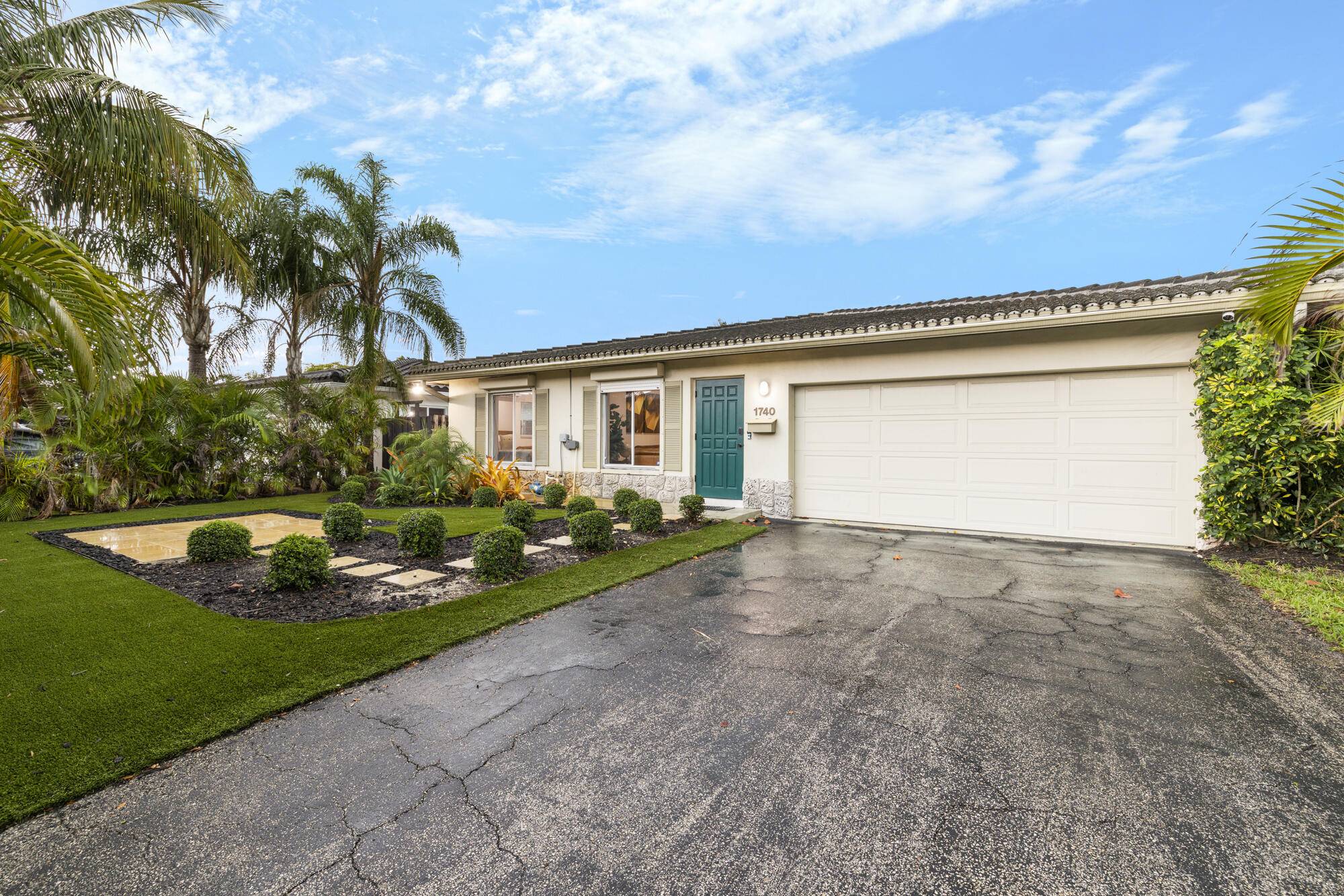 Welcome to 1740 NE 49th Street, A rare and versatile rental opportunity located in the heart of Oakland Park, one of South Florida's most dynamic and rapidly evolving neighborhoods.