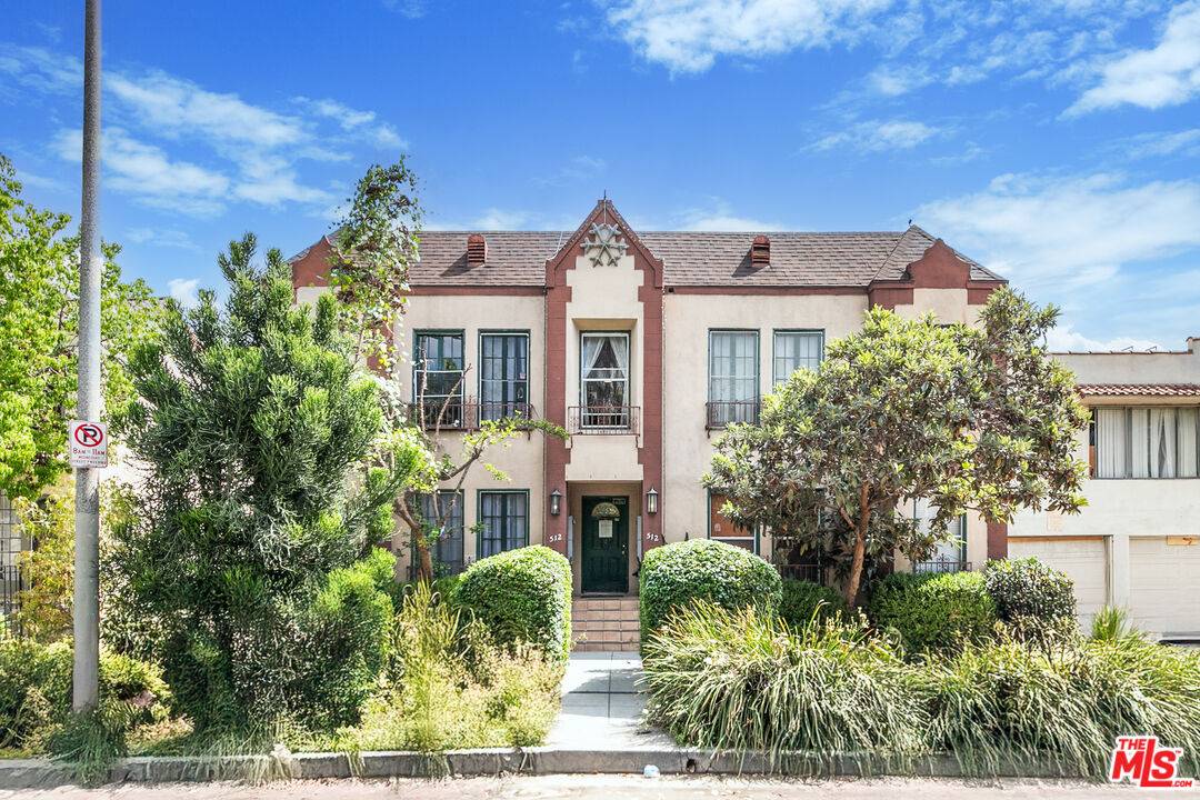512  N Alexandria Ave 16BR Mid Wilshire La