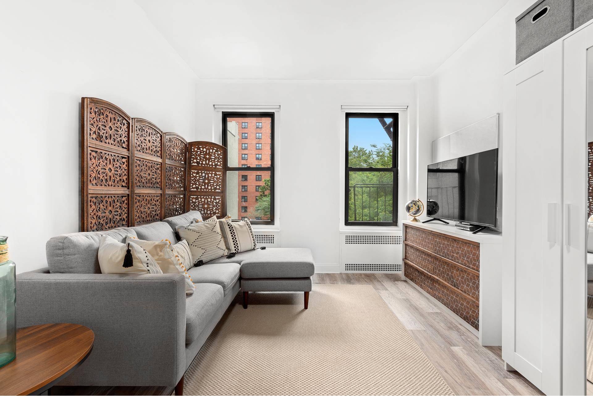 Newly renovated one bedroom in the heart of the UWS !