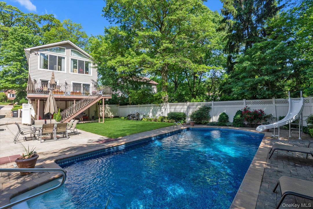 Elegant Douglaston Retreat A Rare Gem by the Nature Preserve.
