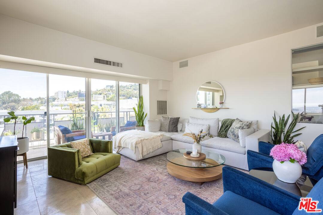 1155  N La Cienega Blvd 2BR Sunset Strip La