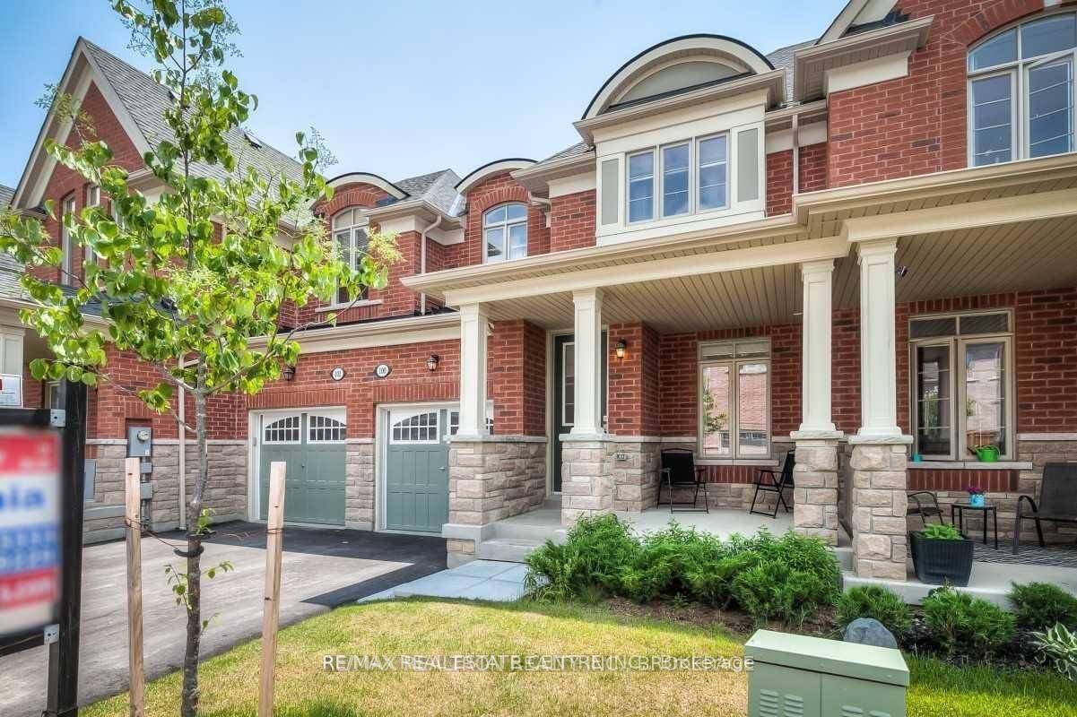 Beautiful 3 bed 2. 5 bath for rent.