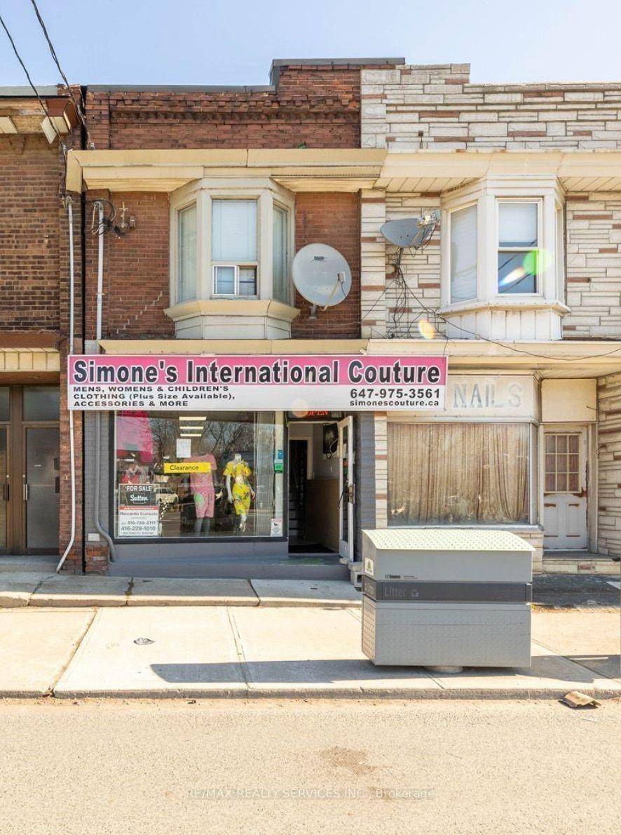 Power of Sale ! Great opportunity to own a mixed use property in a high visibility location along Weston Rd.