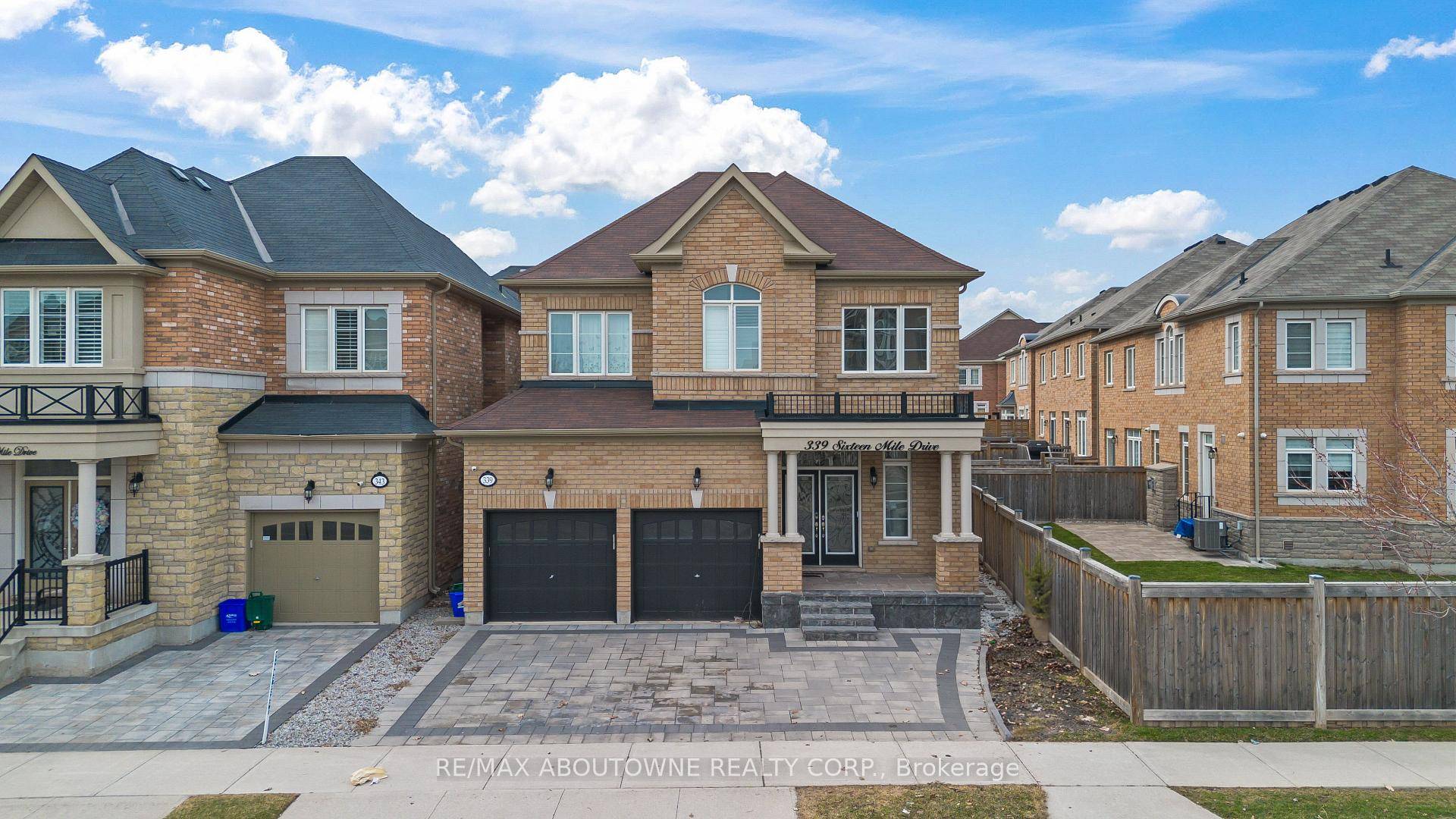 Stunning 4 1 Bedroom, 4. 5 Bathroom Detached Residence on a Large Pie Shaped Lot.