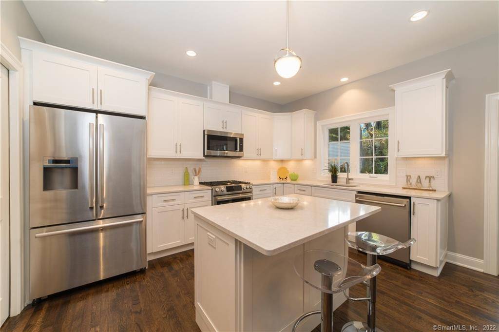Spectacular ground up condo construction in the Heart of East Rock, Worthington Hooker School District.