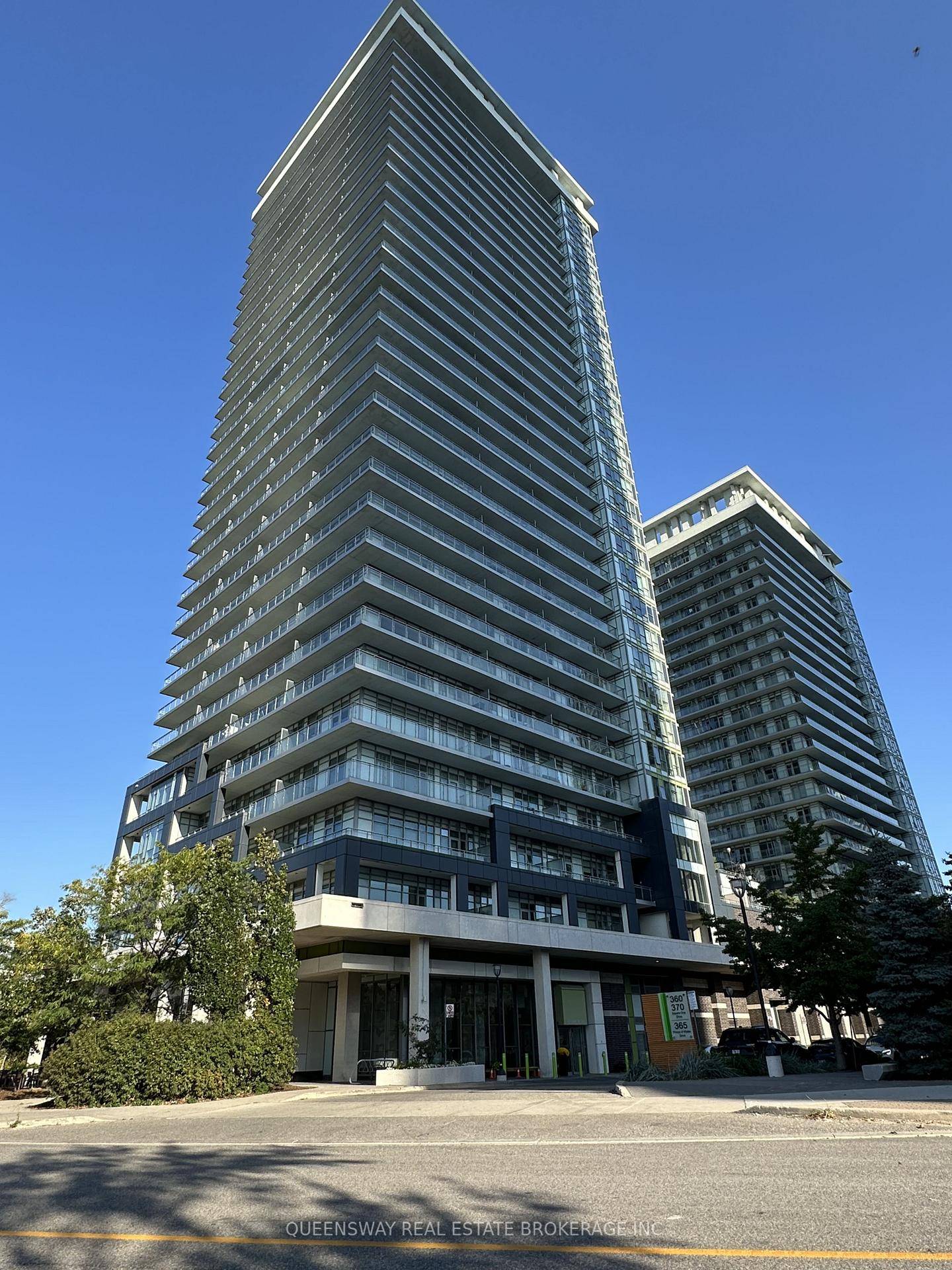 Great Location ! Center of Downtown Mississauga, Steps to Square One, City Hall, Library, YMCA, Sheridan College, bars, theater, restaurants, Living Arts Centre, Hwy403, GO Terminals, and GO Bus and ...