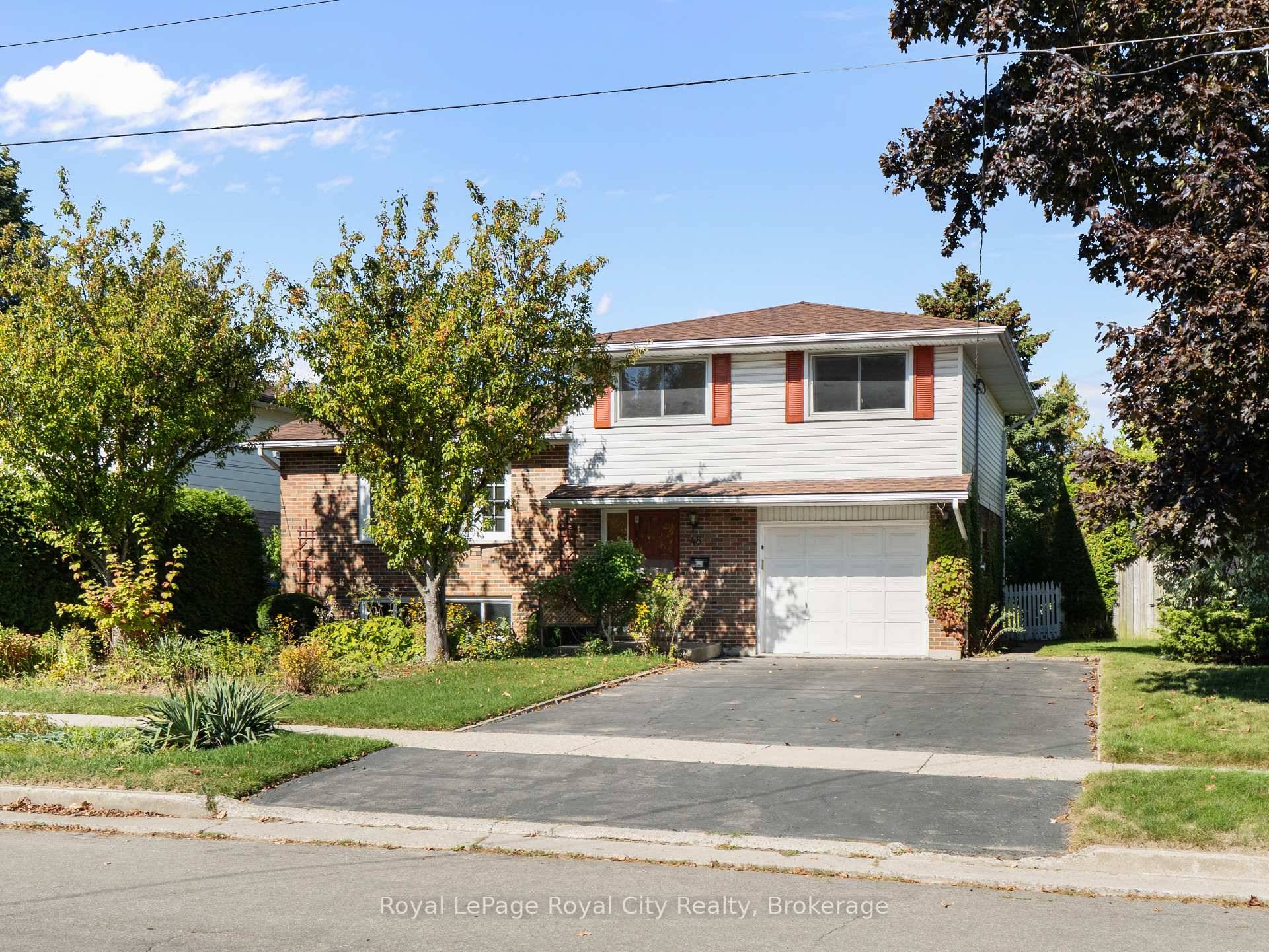 Welcome to 48 Glenbrook, a charming split home in a mature neighbourhood.