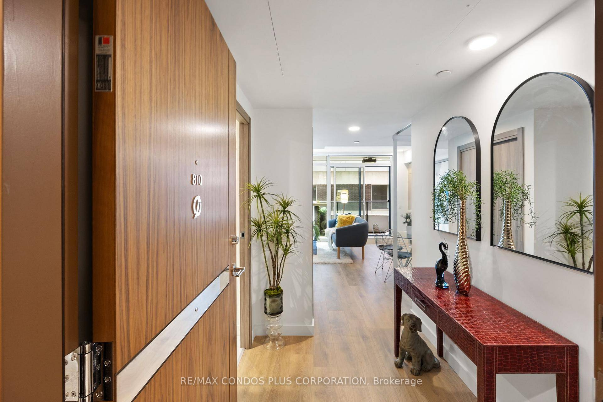 Experience The Pinnacle Of Urban Luxury At Central Condo, A Brand New Development In The Vibrant Heart Of Downtown Toronto.