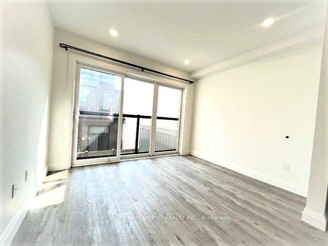 Welcome to this stunning modern suite a perfect place to call home !