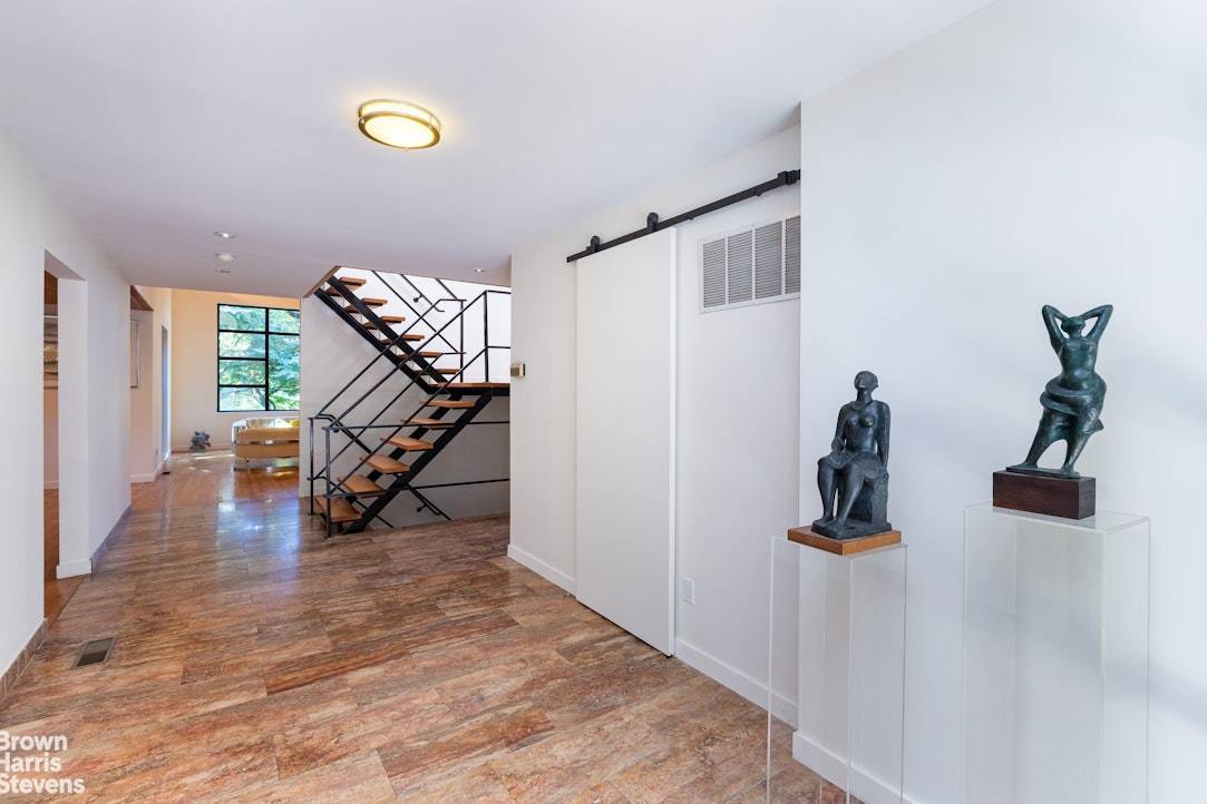 Modern Architectural Masterpiece in Riverdale's Prestigious Estate Section Experience the perfect harmony of modern design, luxury, and tranquility in this one of a kind contemporary residence, set within a private ...