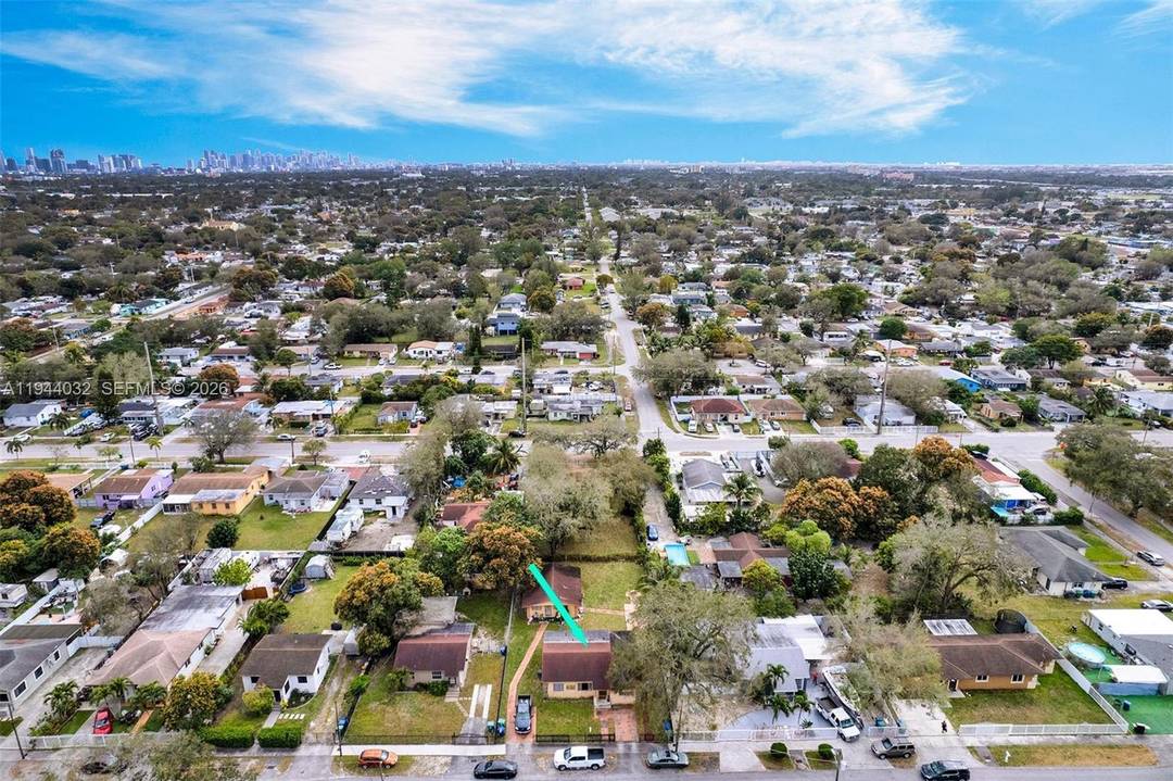 Great investment property located in the heart of Liberty City, a rapidly up and coming historic neighborhood in the heart of Miami.