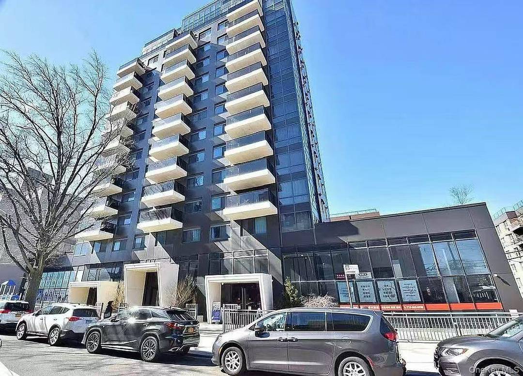 Welcome to the epitome of luxury living at Murray Hill Mansion !