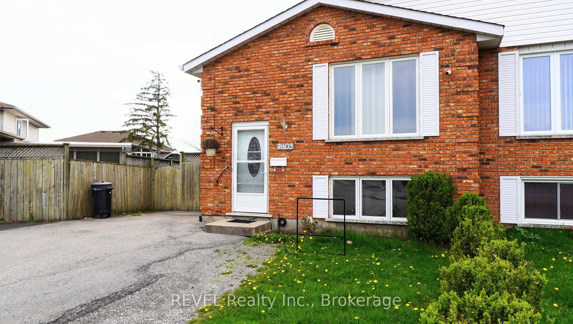 Welcome to this well maintained 5 bedroom, 2 bathroom semi detached home, perfectly situated in one of Niagara Falls most sought after North End neighbourhoods.
