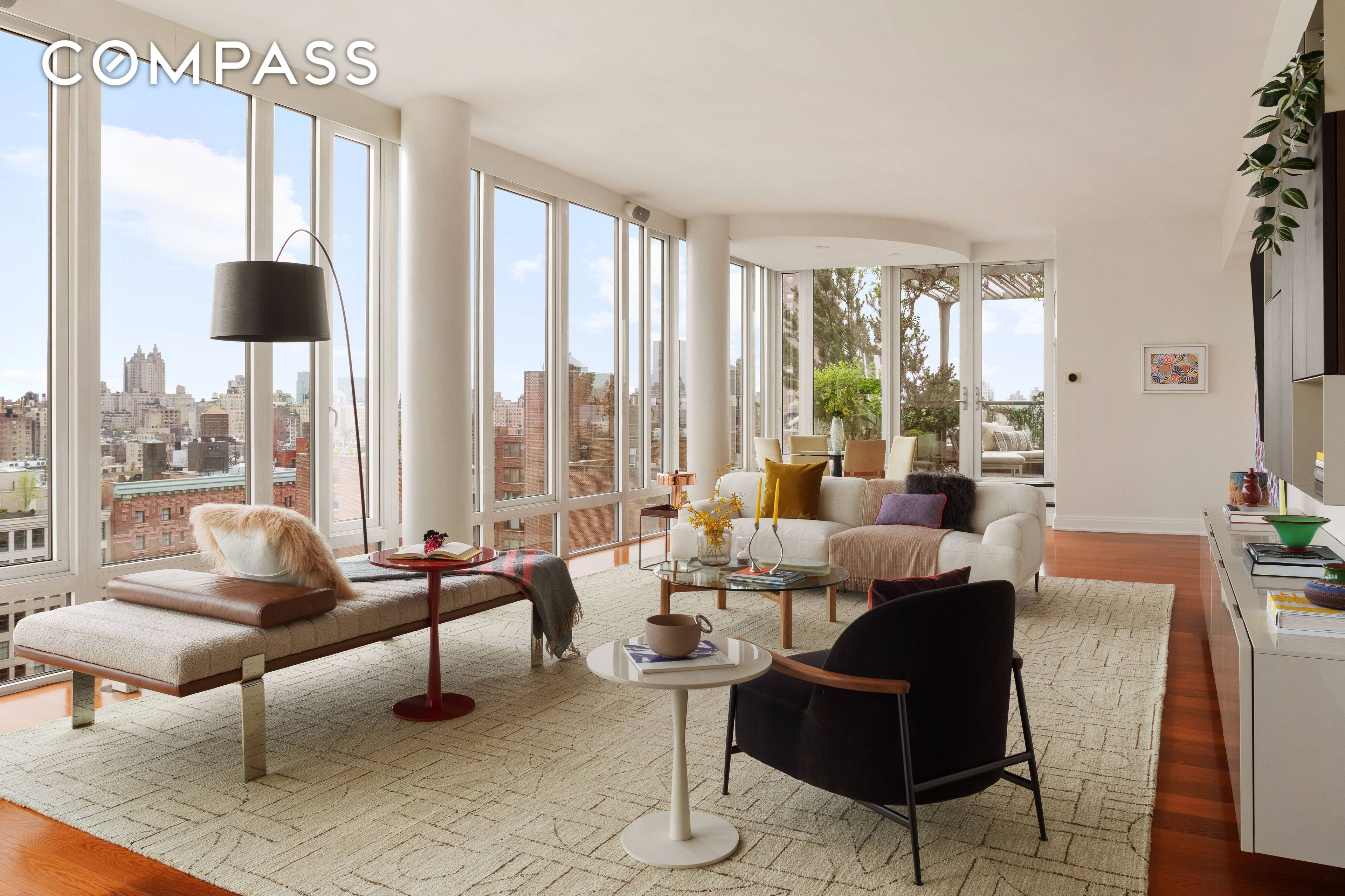 Welcome to Penthouse 19, a beautiful full floor residence with three bedrooms and 3.