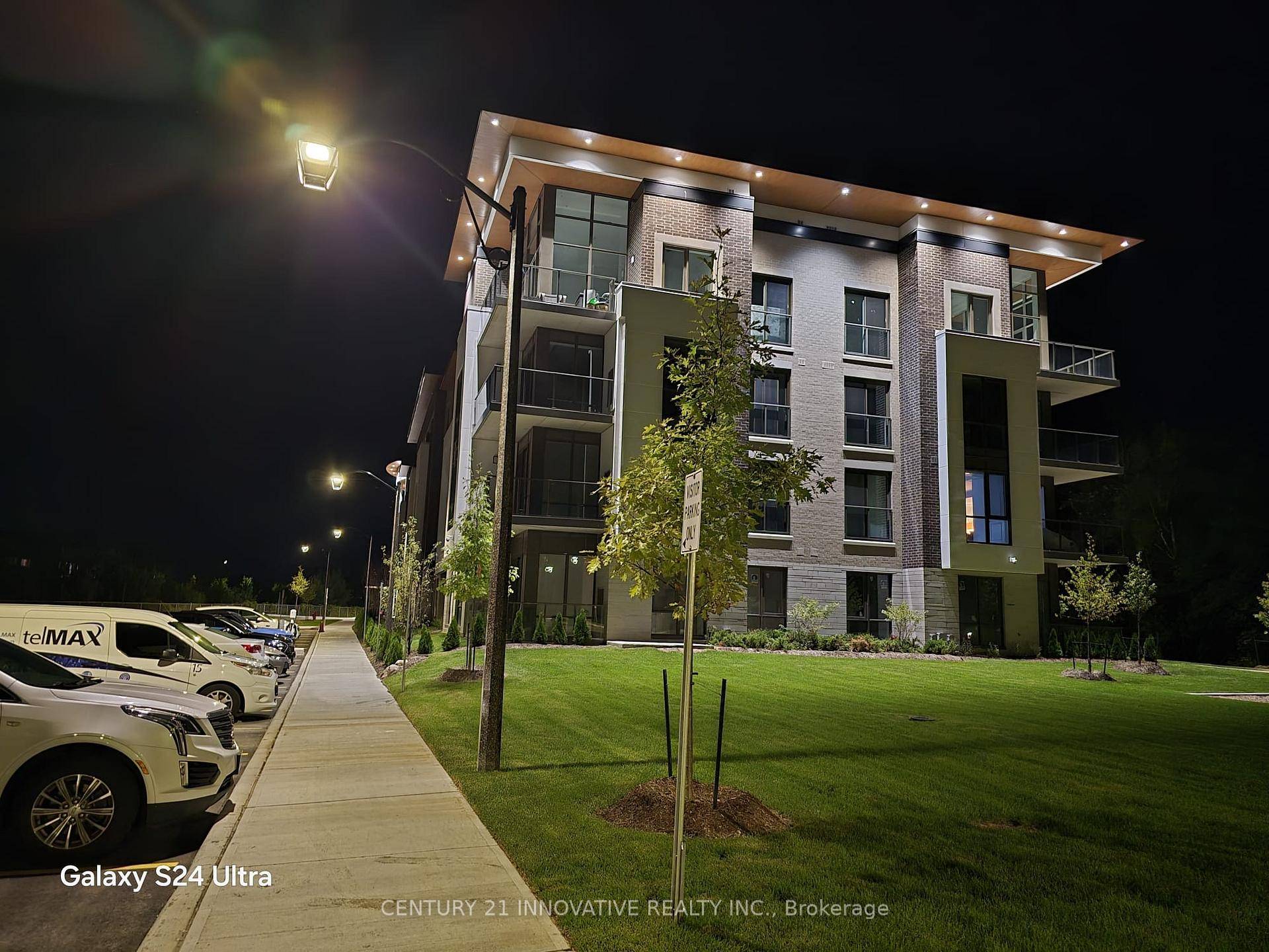 This is eight months old 2 bedrooms, 2 bathrooms condo in north Oshawa's Windfields community offers 1058sq' of Living space plus 48sq' of Balcony.