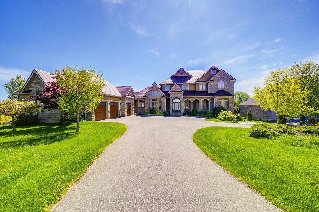 Over 1. 75 Acres Custom Blt Lake Front 155 Ft Of Waterfront Absolutely stunning lakefront estate home On Lake Scugog.