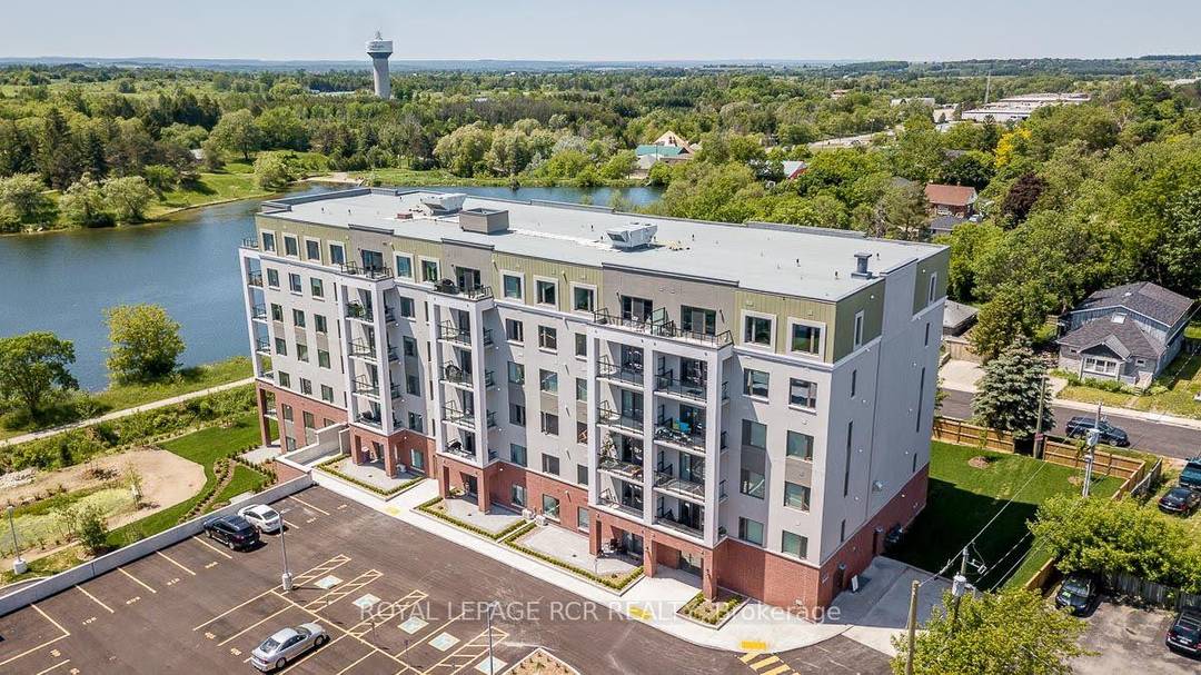 Experience refined condo living at the sought after Vista Blue in the heart of Tottenham, perfectly positioned alongside the Trans Canada Trail and steps from the Tottenham Conservation Area.