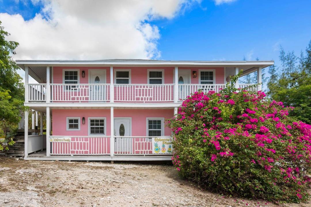 BAHAMA SOUND ZAMIA PLACE Triplex Exuma-And-Exuma-Cays
