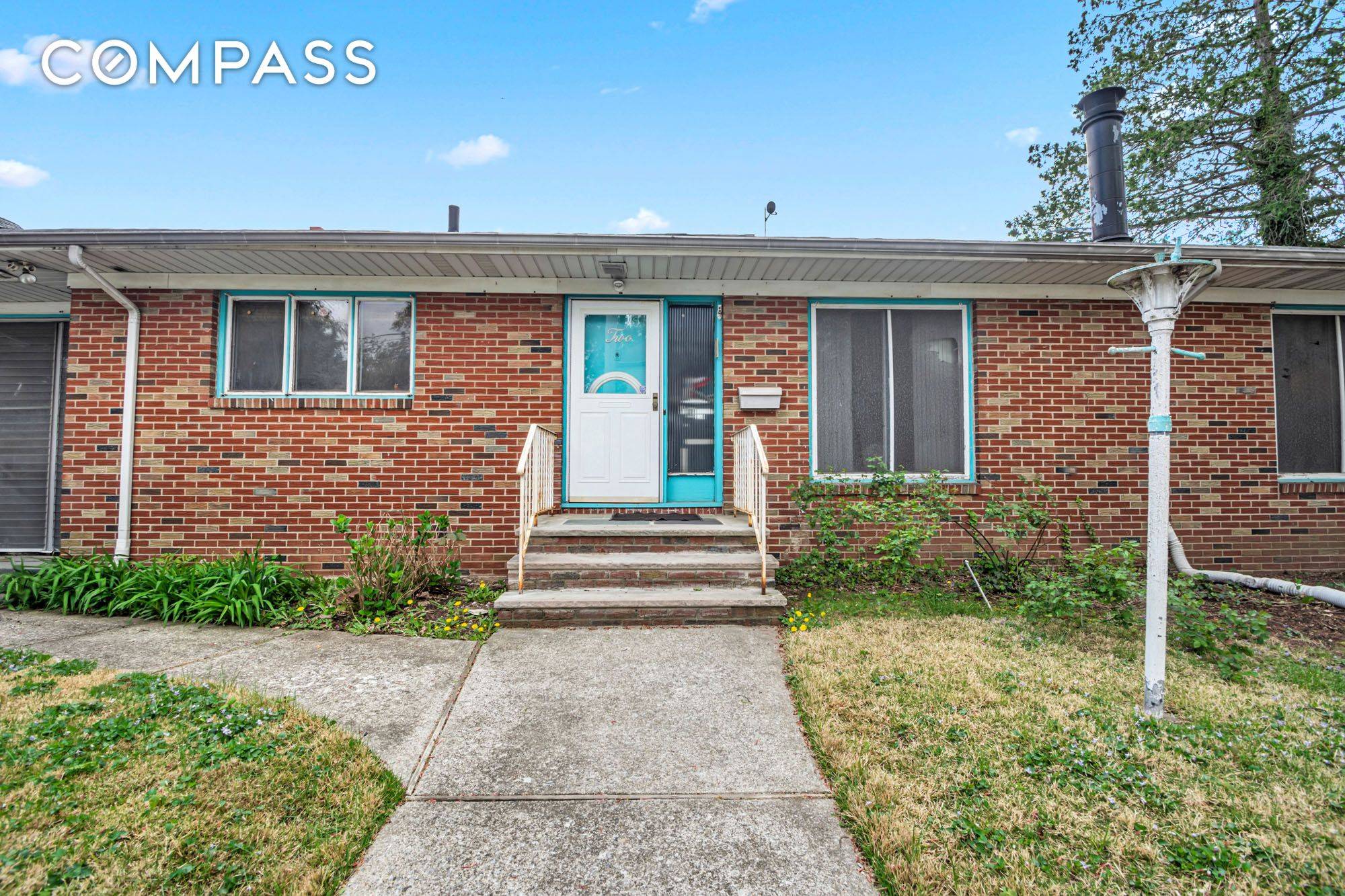 Rare Broadside Ranch in Snug Harbor 3BR with Garage, Florida Room amp ; More !