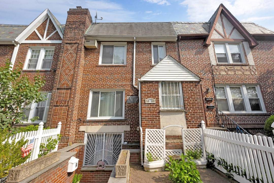 Middle Village N Location, Location, Location !